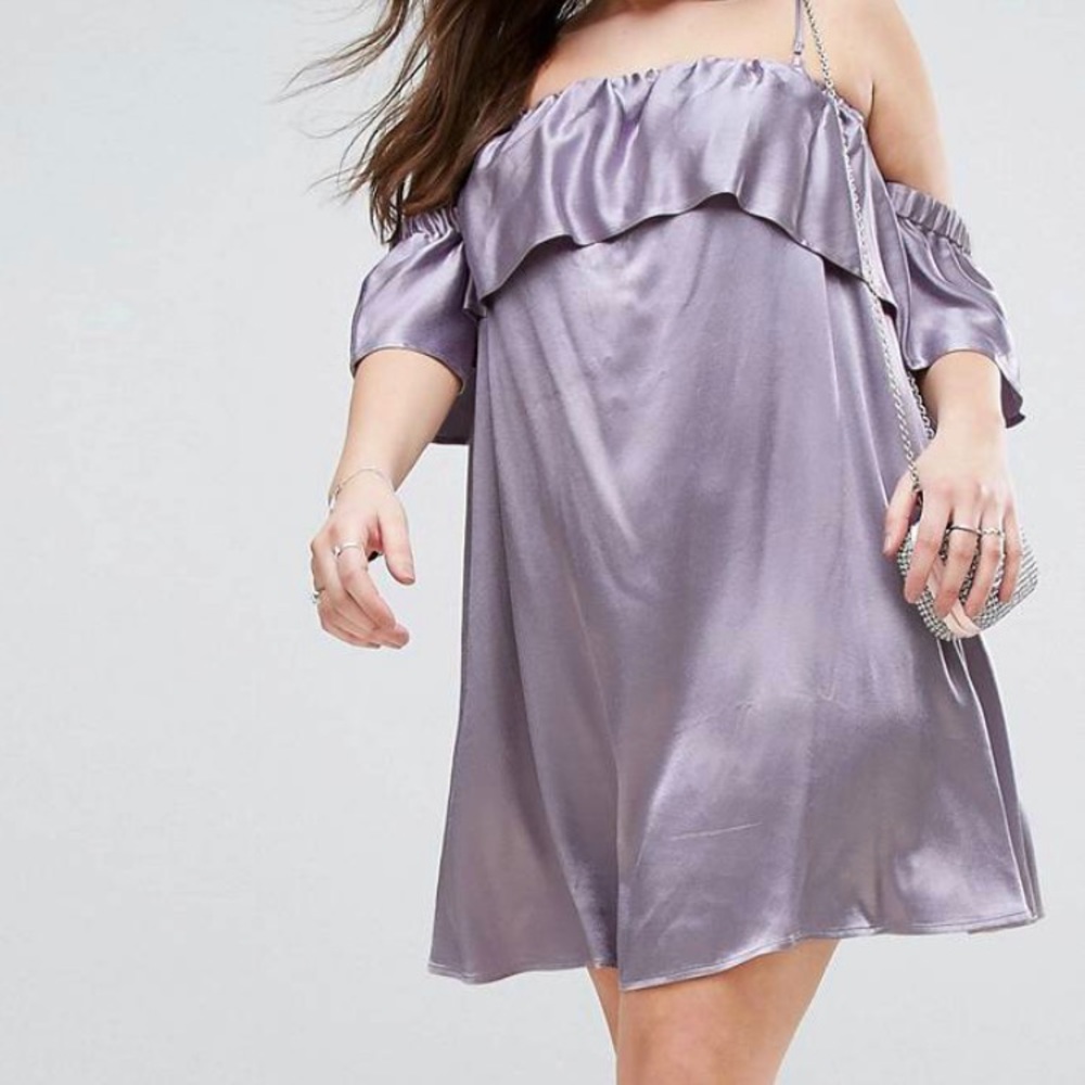 ♥️ASOS CURVE Ruffle Off Shoulder Dress